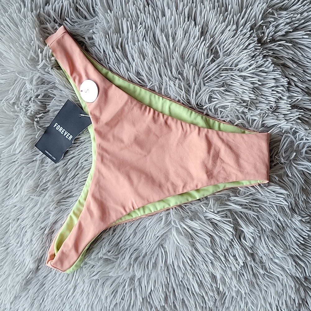 Brazilian Hi Cut Bikini Bottom NWT Small - Reversible